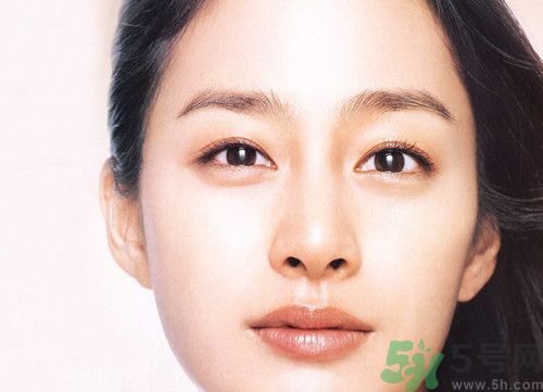冬天痘痘越來(lái)越多是怎么回事？冬天痘痘要怎么去除