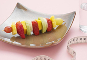 菠蘿和什么榨汁好喝？菠蘿榨汁加什么好喝？
