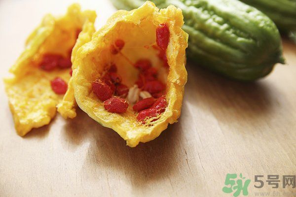 苦瓜子能吃嗎？苦瓜籽變紅了還能吃嗎？