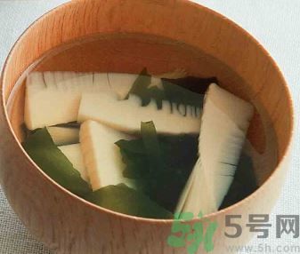 春天吃什么食物排肝毒？排肝毒吃什么最好？
