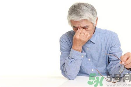 白內(nèi)障可以治愈嗎？白內(nèi)障癥狀有哪些？