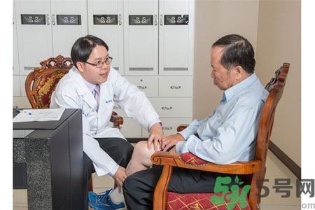 膝蓋痛怎么辦？膝蓋痛如何治療好？