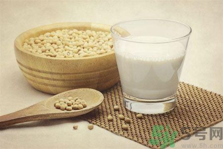 降低膽固醇的方法有哪些？降低膽固醇吃什么好？