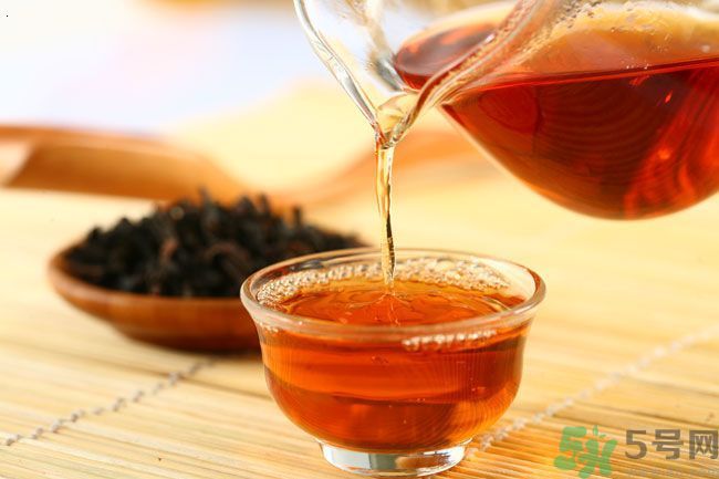 春天喝紅茶好不好？春天喝紅茶還是喝綠茶好呢？