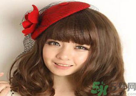 臉大的女生適合短發(fā)嗎？臉大的女生適合什么發(fā)型？