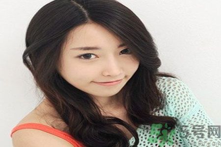 臉大的女生適合短發(fā)嗎？臉大的女生適合什么發(fā)型？