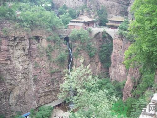 北京過山車懸掛高空 出門游玩注意事項(xiàng)有哪些？