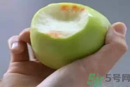 牙齦出血是怎么回事？牙齦出血怎么辦？