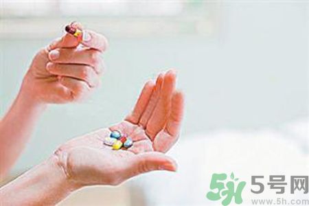 喉嚨發(fā)炎怎么辦？喉嚨發(fā)炎吃什么好得快？