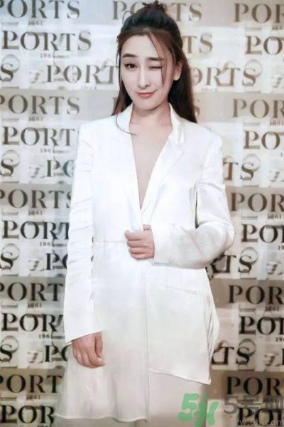 明星花式丸子頭引潮流 波叔這么萌你不愛嗎？