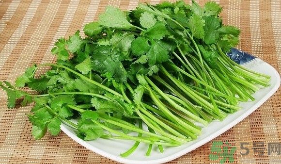 吃什么蔬菜排毒很有效？多吃這些渾身無(wú)毒！