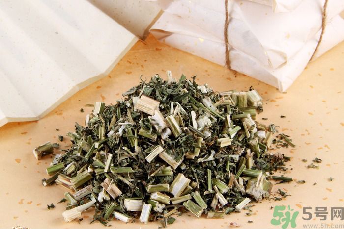 月經(jīng)量多怎么辦？月經(jīng)量多是什么原因？
