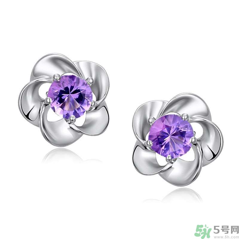 耳環(huán)適合臉型氣質(zhì)最重要？不同臉型適合什么耳環(huán)？