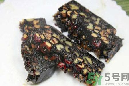 貧血吃什么補血？貧血吃阿膠好嗎？