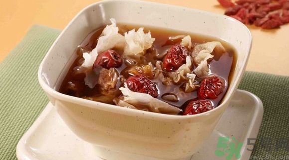 貧血吃什么補血？貧血吃阿膠好嗎？