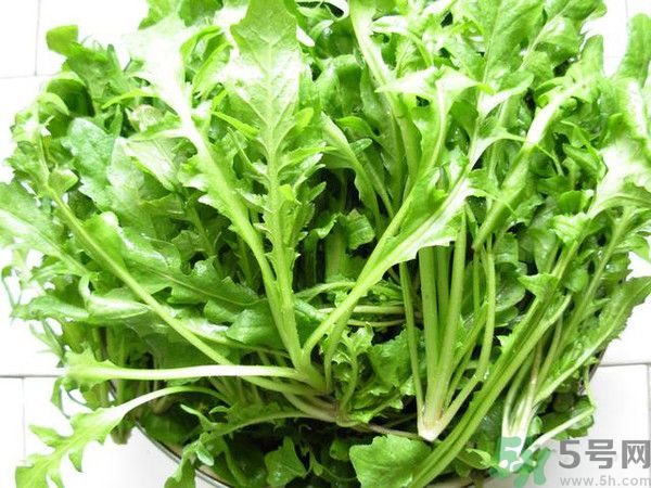 薺菜為什么要焯水？薺菜要用開水燙嗎？