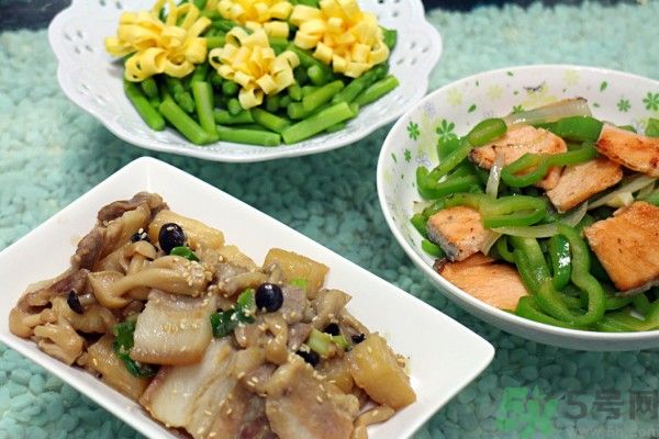 蘆筍開花了還可以吃嗎？蘆筍尾部開花能吃嗎？