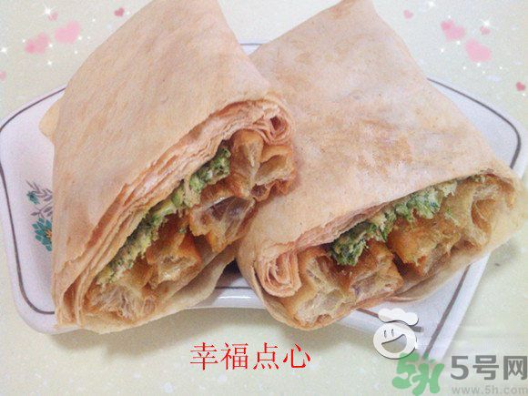 香椿雞蛋餅怎么做？香椿煎蛋餅做才能好吃？