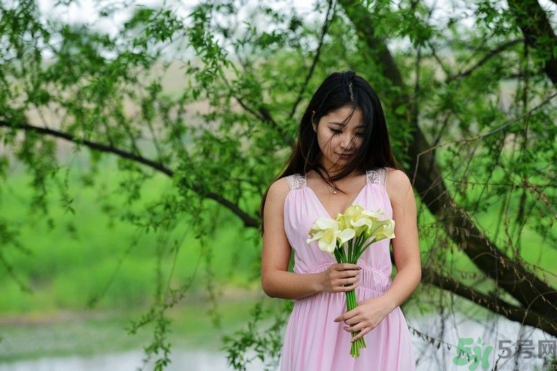 清明踏青穿什么衣服？清明踏青要注意什么？