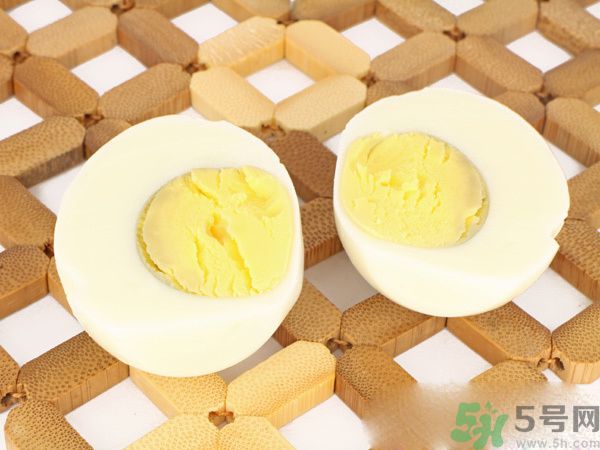膽固醇高不能吃什么食物？膽固醇高可以吃雞蛋嗎？