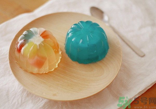 果凍吃多了好嗎？哪些食物含有添加劑？