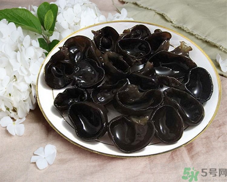 孕婦可以吃黑木耳嗎？孕婦不能吃黑木耳的原因？