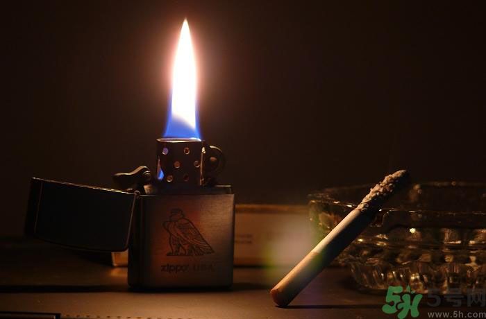 胃潰瘍可以抽煙嗎？胃潰瘍抽煙好嗎？