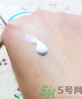 apieu防曬霜怎么樣？apieu防曬霜好用嗎？