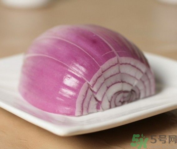 洋蔥可以和魚一起吃嗎？洋蔥不可以和什么一起吃？