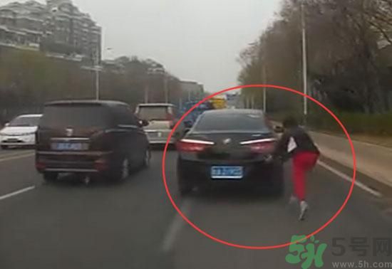 碰瓷影后是怎么回事？遇到碰瓷怎么辦？