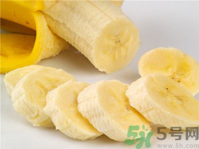 香蕉皮是青的可以吃嗎？吃香蕉要注意什么？