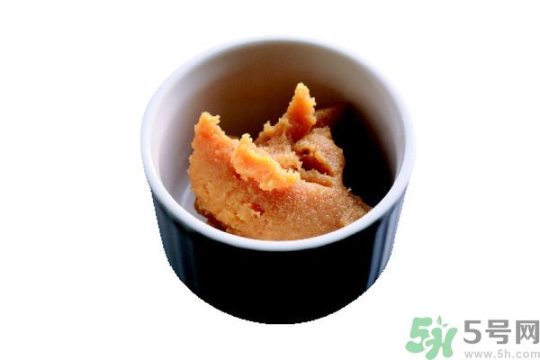 牛奶過期了還能怎么利用？牛奶能去魚腥味嗎？