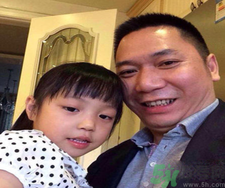 小四月是誰？小四月的爸爸是誰？