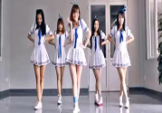 校服帶反光標志防早戀是怎么回事？校服為什么要帶反光標志？