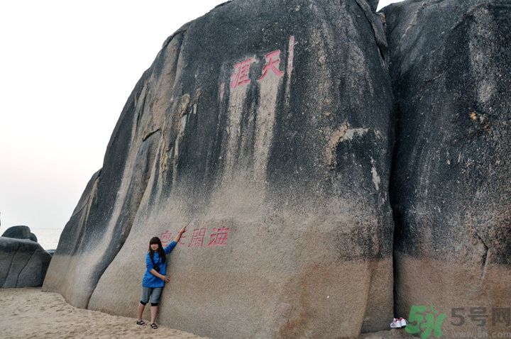天涯海角附近有什么實(shí)惠吃海鮮的餐廳？天涯海角吃海鮮可以去那里？