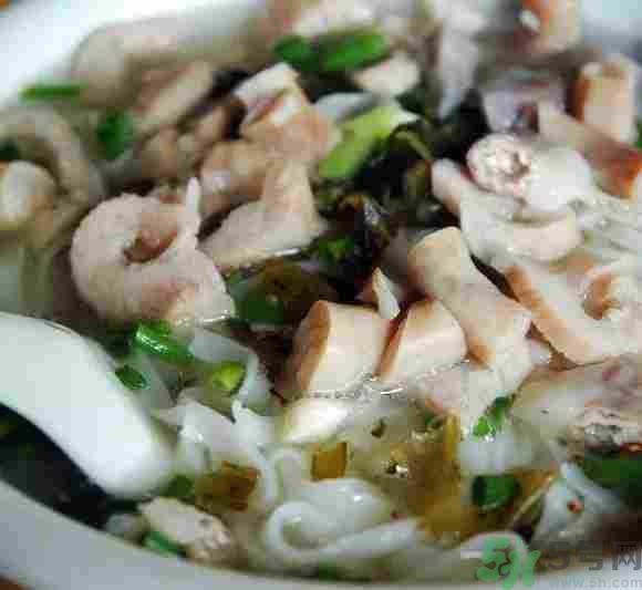 早餐吃面還是包子比較好？早餐吃包子和面健康嗎？