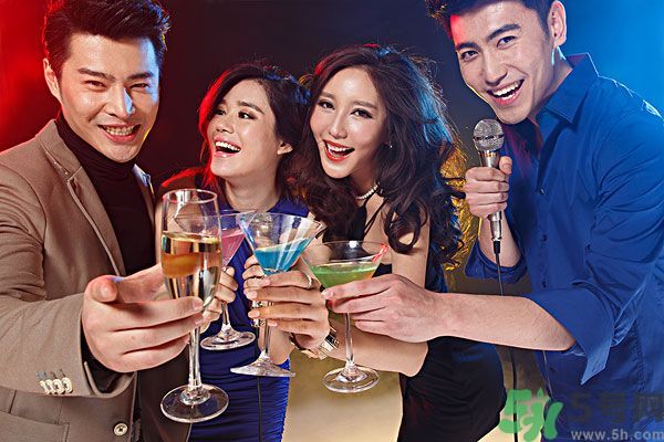 喝酒怎樣才能不傷身？飲酒要注意些什么？