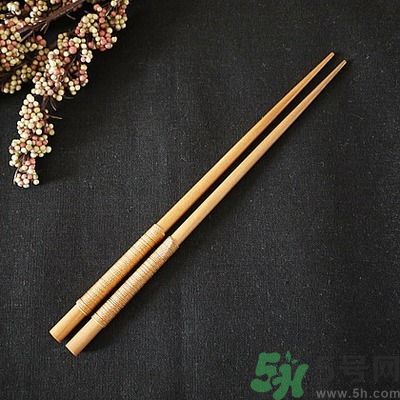 筷子要多久換一次才好？怎么用筷子最健康？