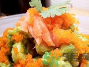 燻鮭魚沙拉怎么做？燻鮭魚沙拉的做法？