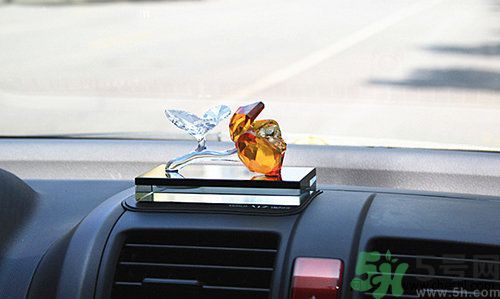 夏季可以使用車載香水嗎？車載香水有危險嗎？