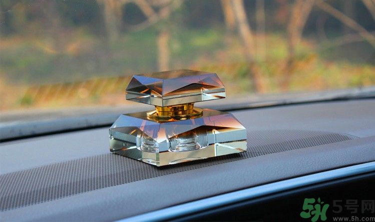 車載香水有毒嗎？如何挑選健康的車載香水？