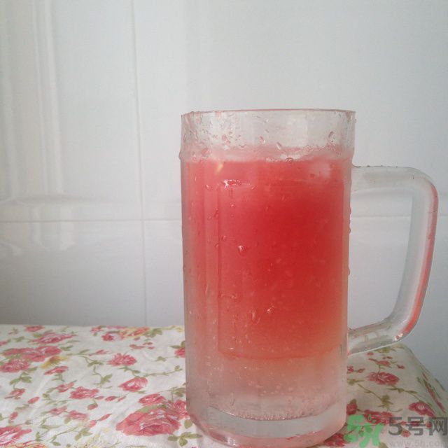 西瓜搭配什么水果榨汁好喝？西瓜的另類吃法有哪些？