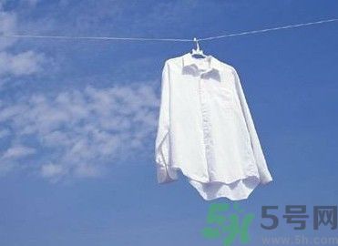 白衣服發(fā)黃要怎么清洗？白衣服發(fā)黃要怎么辦？