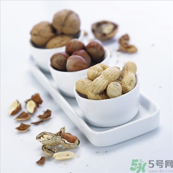 吃堅(jiān)果有什么好處？吃堅(jiān)果要注意什么？