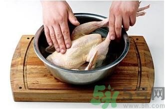 白切雞怎么入味？白切雞怎么做好吃？
