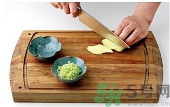 白切雞怎么入味？白切雞怎么做好吃？