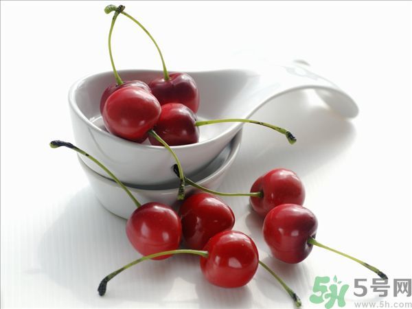 來(lái)月經(jīng)能吃櫻桃嗎？經(jīng)期吃櫻桃好嗎？