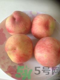 寶寶可以吃桃子嗎？寶寶吃桃子好不好？