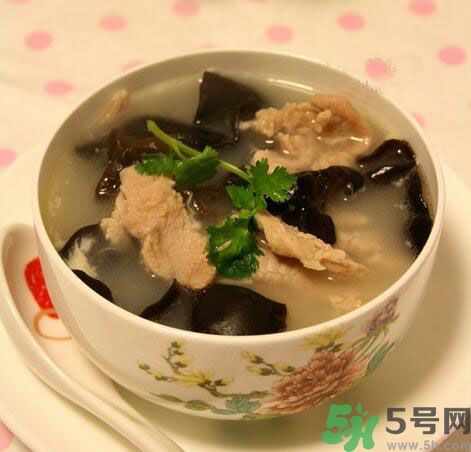 喝啤酒之后可以喝奶茶嗎？喝啤酒之后喝奶茶好嗎？