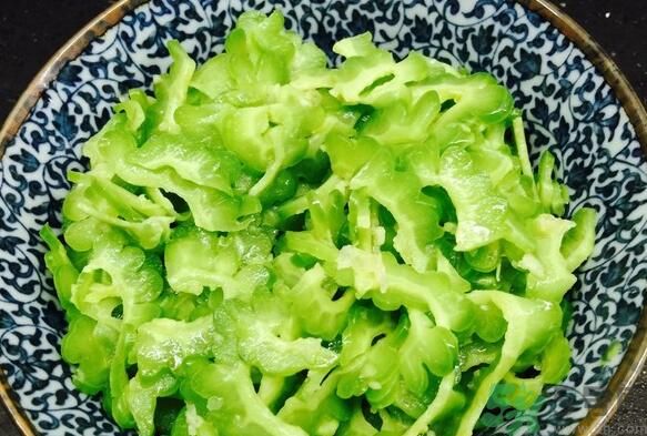 吃苦瓜可以祛痘嗎？苦瓜怎樣吃可以祛痘？
